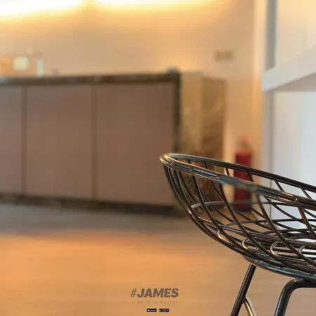 Schitterend, Ruim Design Appartement Met Frontaal Zeezicht Ref J00764 *
