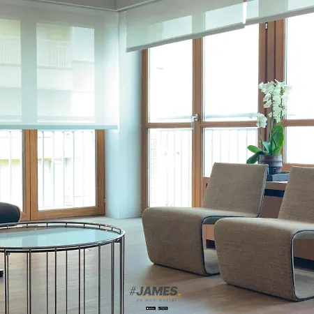 Apartamento Schitterend, Ruim Design Appartement Met Frontaal Zeezicht Ref J00764 *
