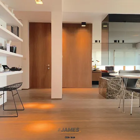 Schitterend, Ruim Design Appartement Met Frontaal Zeezicht Ref J00764 *